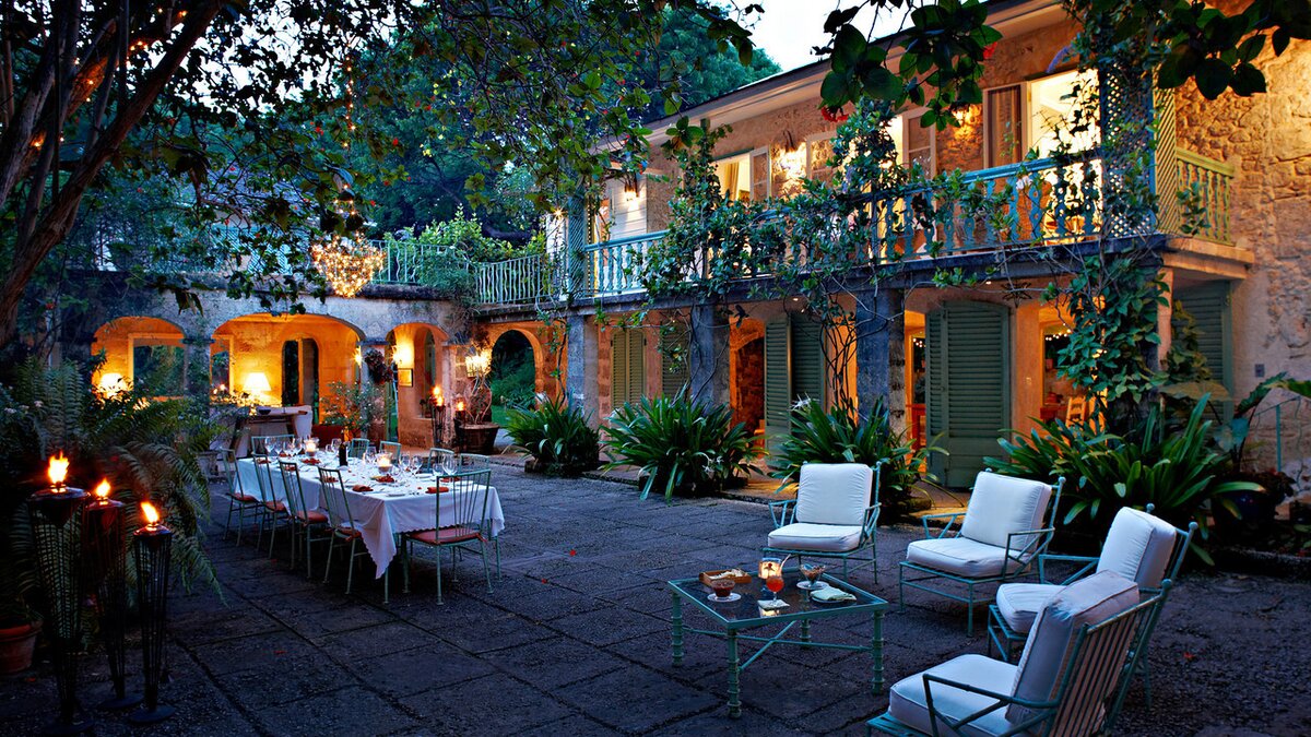 Fustic House | Lime Travel
